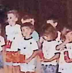 Children on stage : 3/3