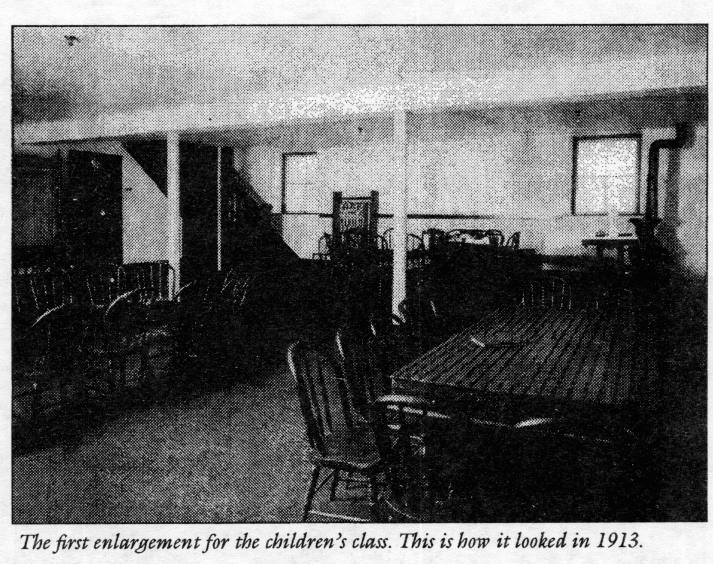Children's class in 1913
